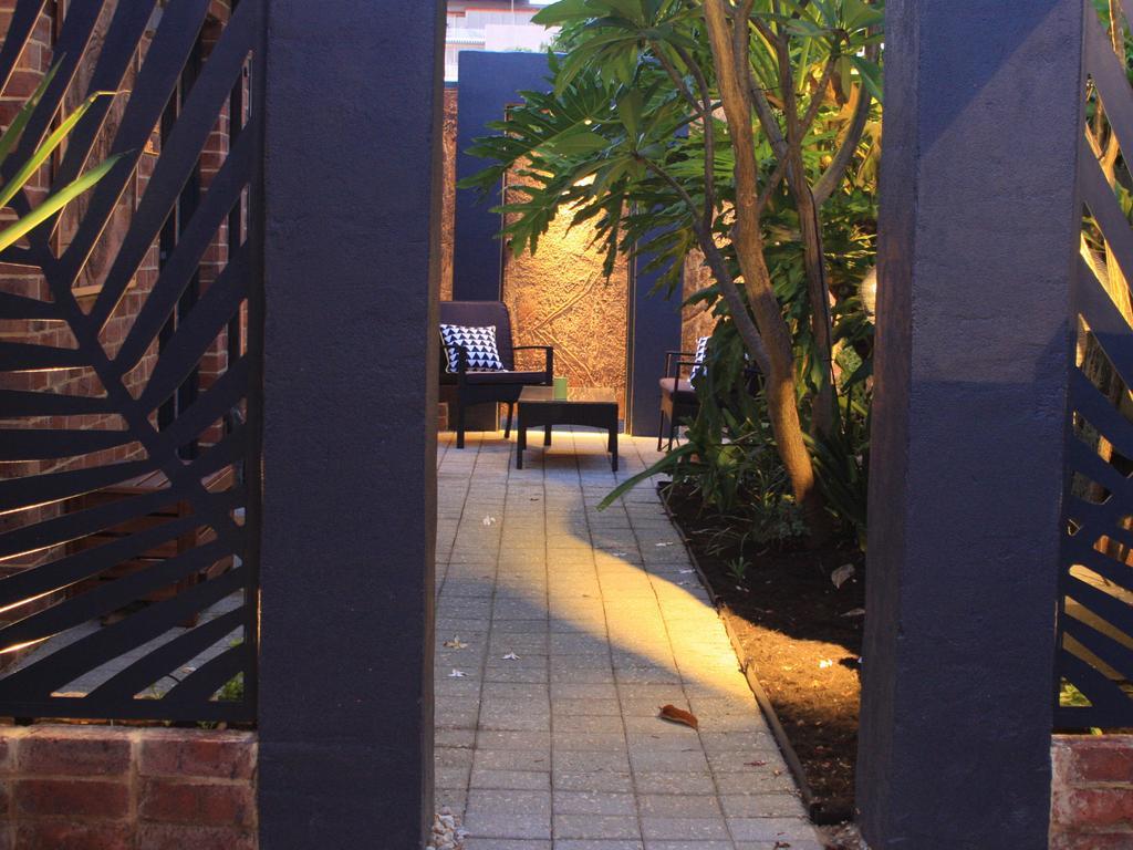 Hotel Haven On The Park à Perth Extérieur photo