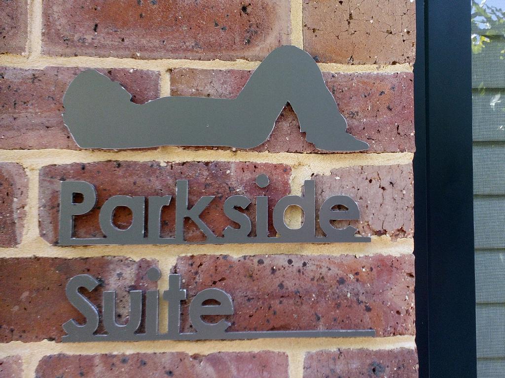 Hotel Haven On The Park à Perth Chambre photo